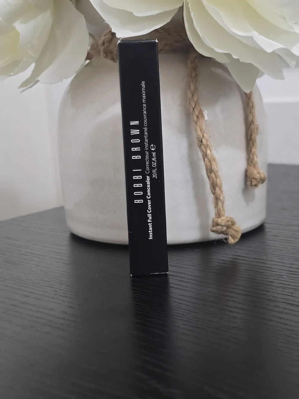 BOBBI BROWN Instant Full Cover Concealer In Golden NIB
